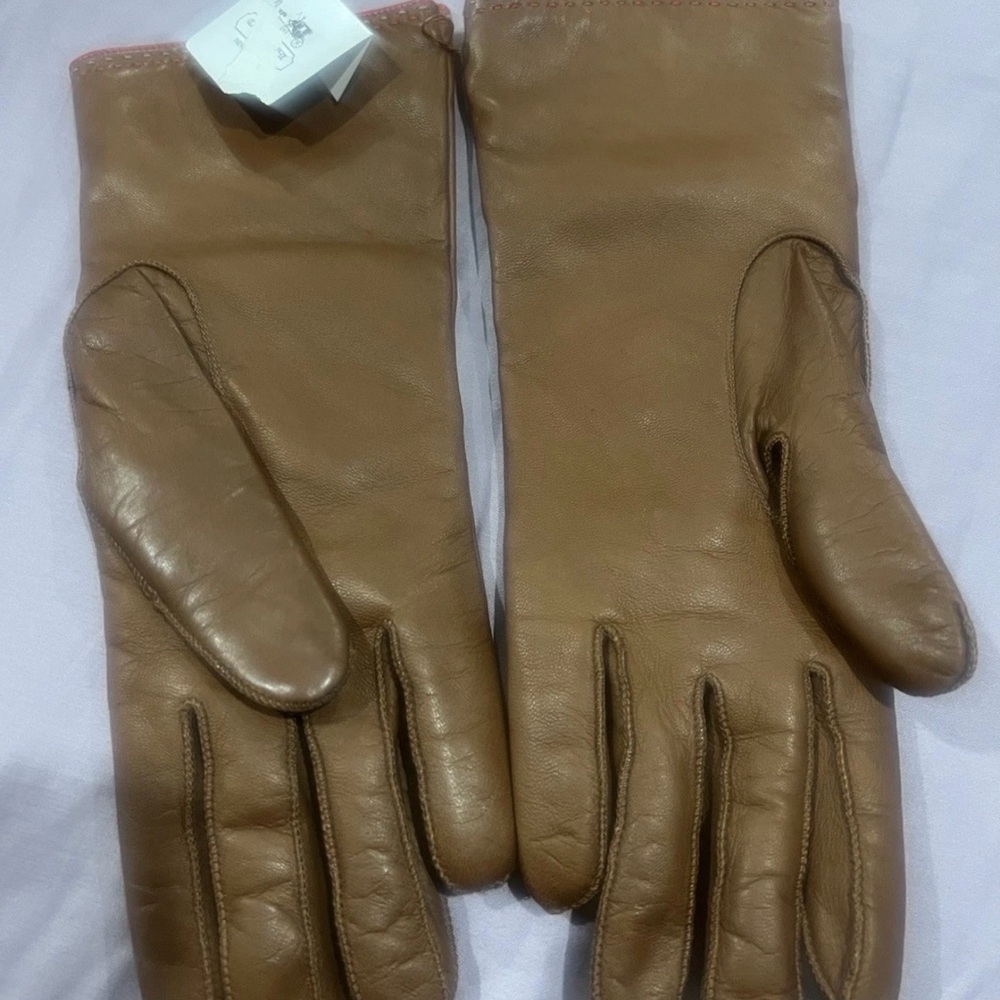 Coach Tan Leather Gloves